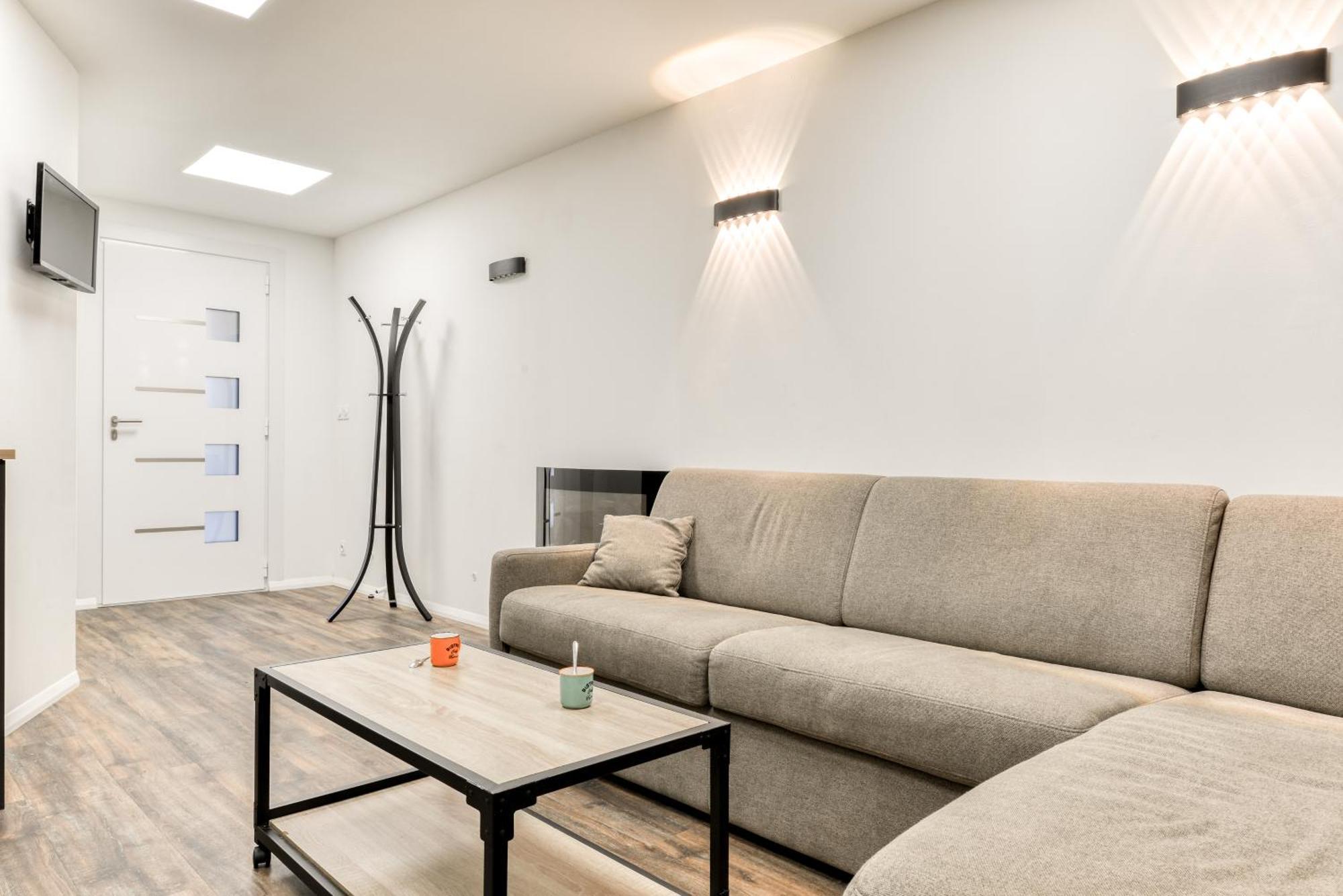 Cote Palais Avec Climatisation - Fibre & Netflix - Spacieux En Rez-De-Chaussee Carcassonne Exterior foto